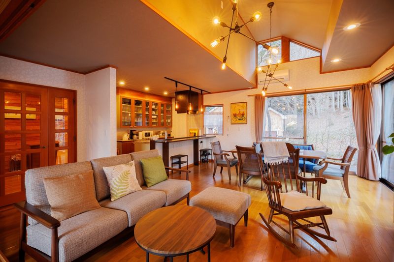 ZAO Forest House 843 サムネイル画像